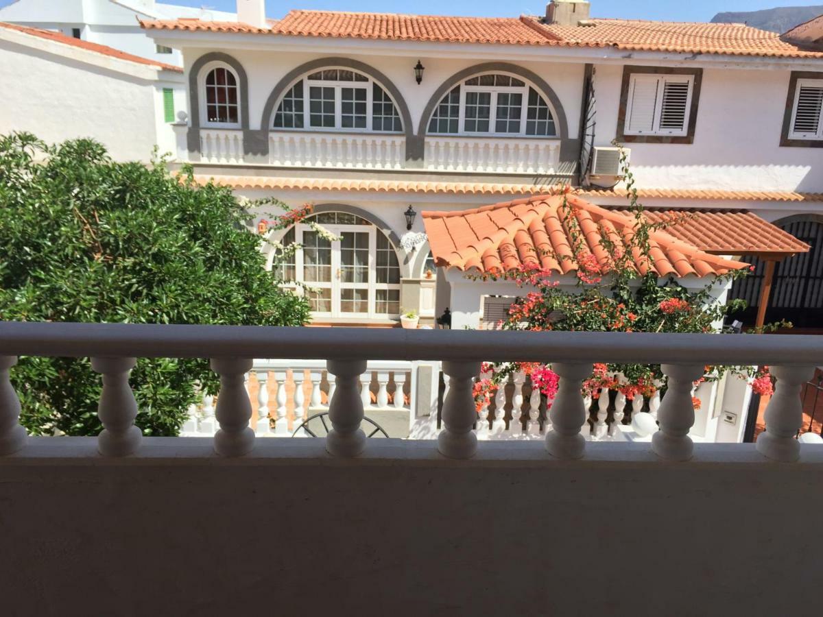 La Palmera1 Casa Al Primer Piso Con 2 Dormitorios - Two Bedroom House On The First Floor --- La Palmera 2 Casa En Planta Baja Con 1 Dormitorio, One Bedroom House On The Ground Floor アガエテ エクステリア 写真