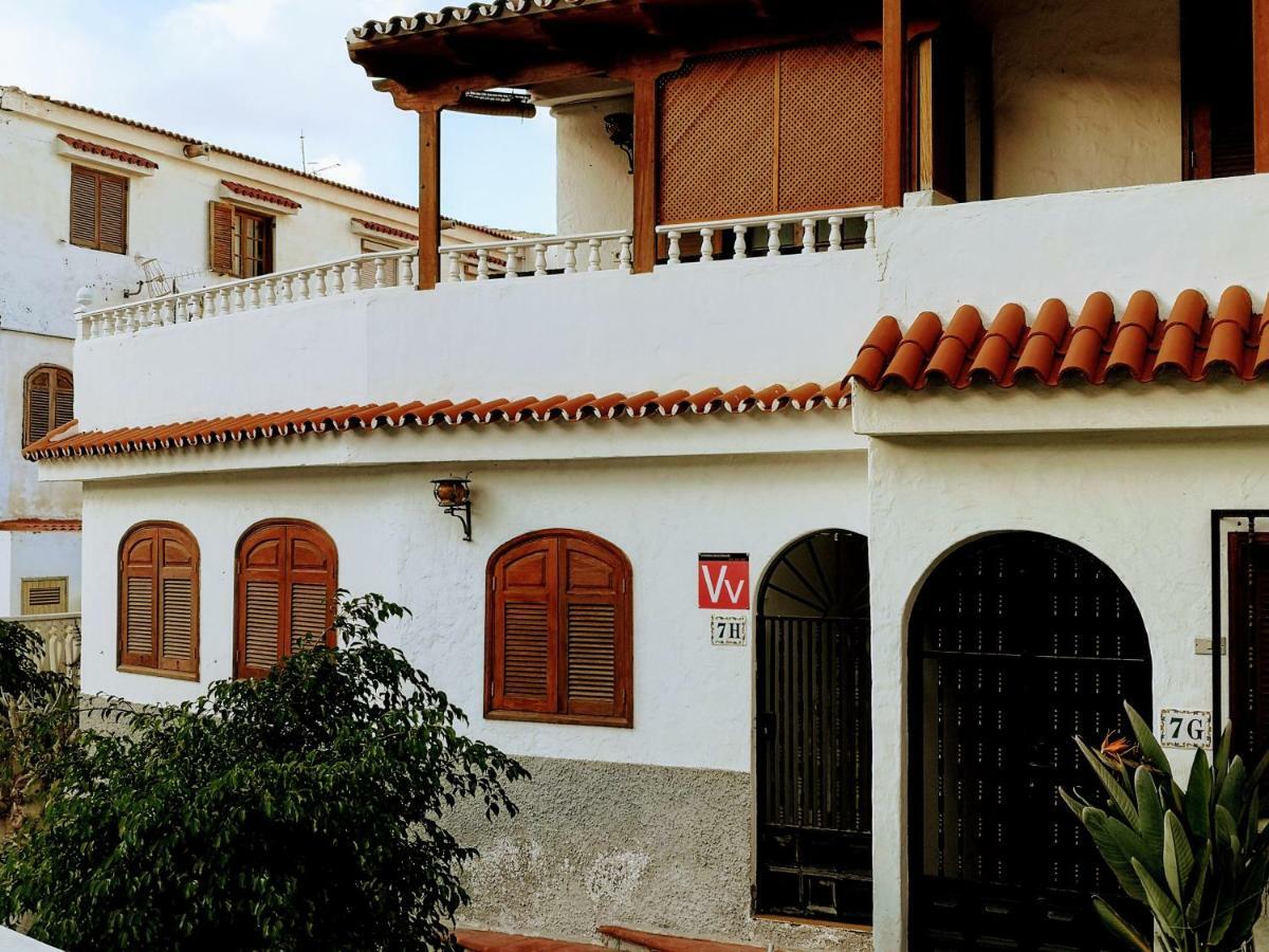 La Palmera1 Casa Al Primer Piso Con 2 Dormitorios - Two Bedroom House On The First Floor --- La Palmera 2 Casa En Planta Baja Con 1 Dormitorio, One Bedroom House On The Ground Floor アガエテ エクステリア 写真