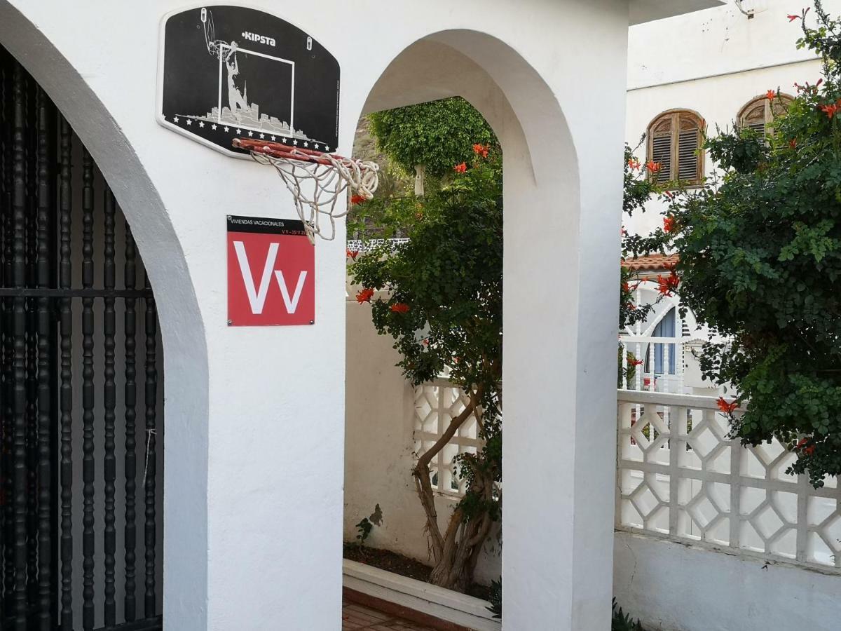 La Palmera1 Casa Al Primer Piso Con 2 Dormitorios - Two Bedroom House On The First Floor --- La Palmera 2 Casa En Planta Baja Con 1 Dormitorio, One Bedroom House On The Ground Floor アガエテ エクステリア 写真